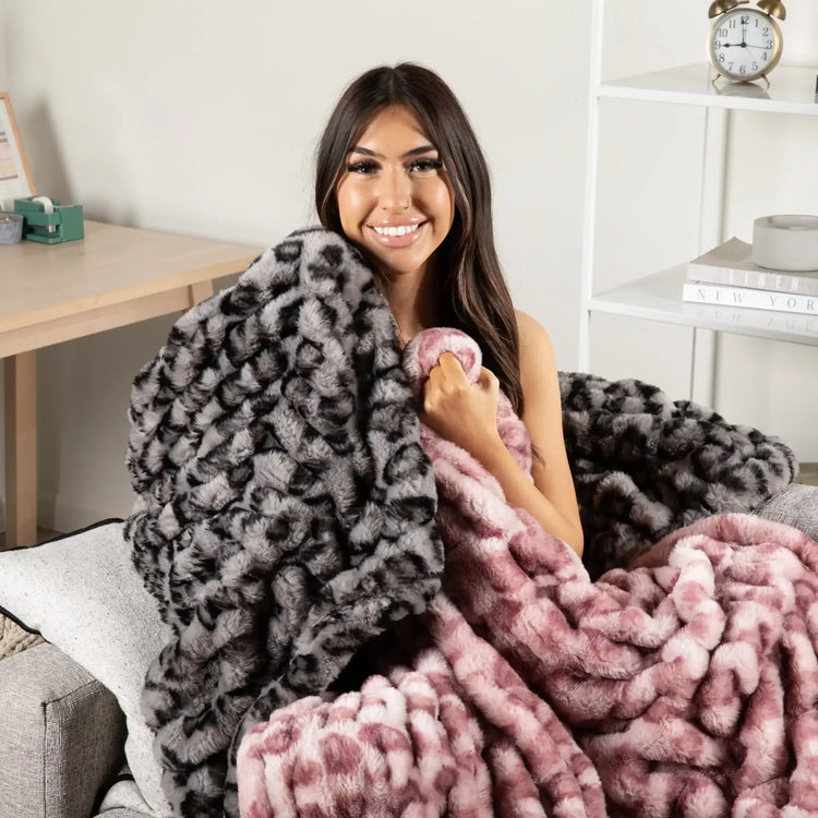 Clouded Leopard Blankets in Silver and Rosewater Pink